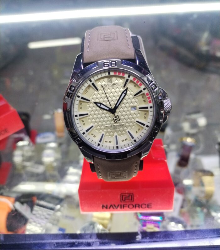 RELOJ NAVIFORCE
