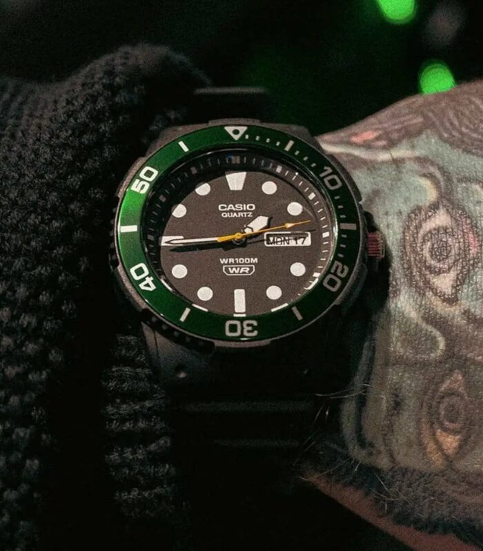 Reloj Casio MRW-230H-1E3V | 1087