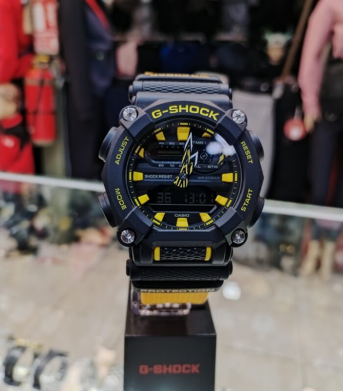 Reloj Casio G-SHOCK GA-900A-1A9ER