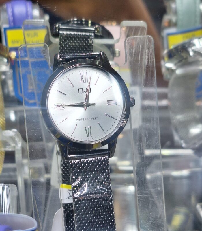 Reloj QyQ QB03-802