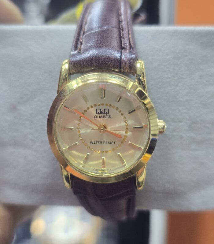 Reloj QyQ-023