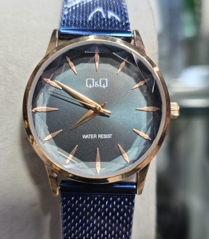 Reloj QyQ-43